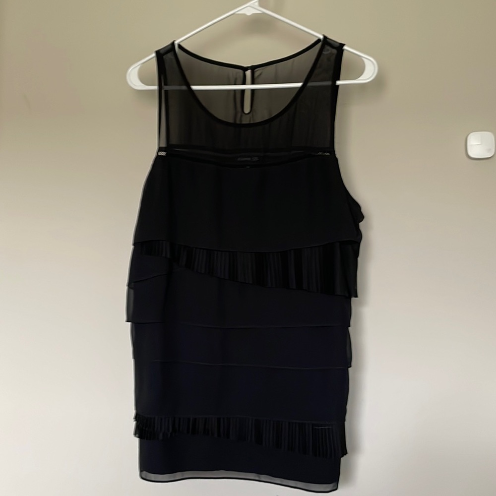 ⭐️ Express gently used tank top